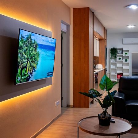 Earth Apartment Larnaca Eksteriør billede