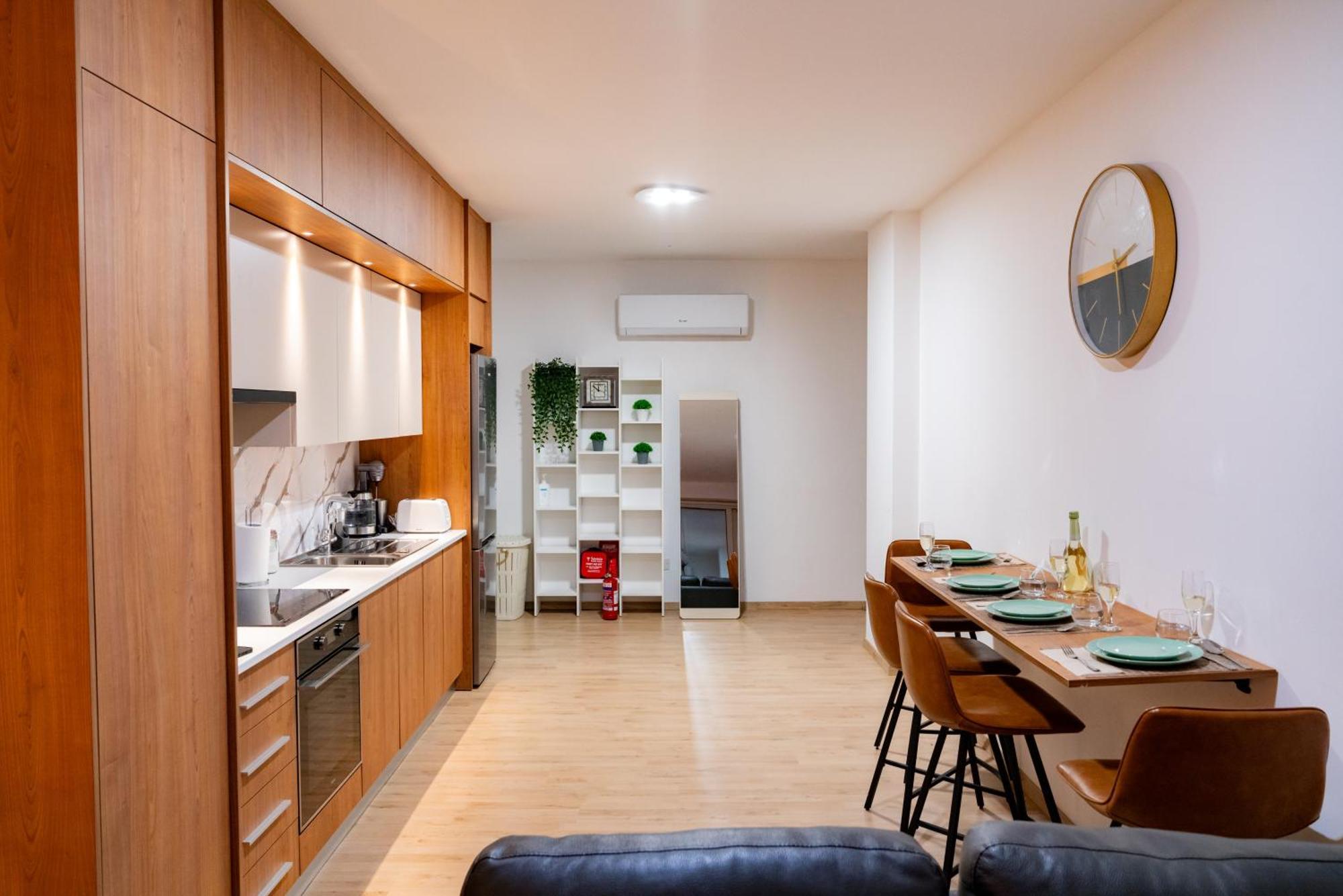 Earth Apartment Larnaca Eksteriør billede